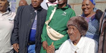 Welcome ceremony of the winner of Two Oceans Marathon